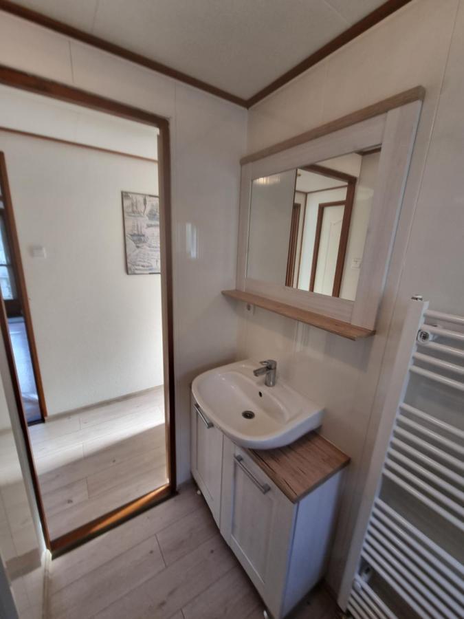 Ferienwohnung Direkt Am Strand In 마쿰 외부 사진